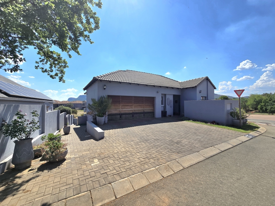 3 Bedroom Property for Sale in Gateway Manor North West